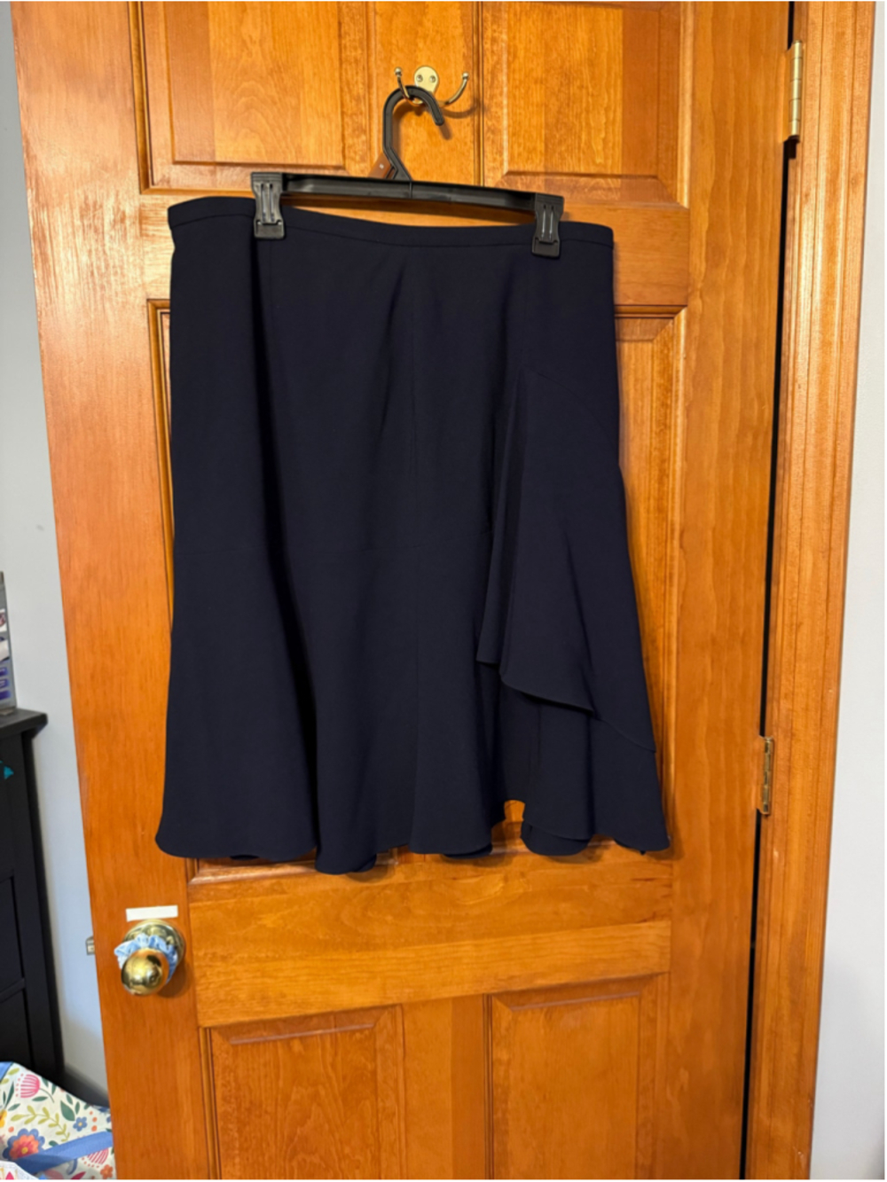 Women's Elie Tahari Navy Payton Skirt Size 14